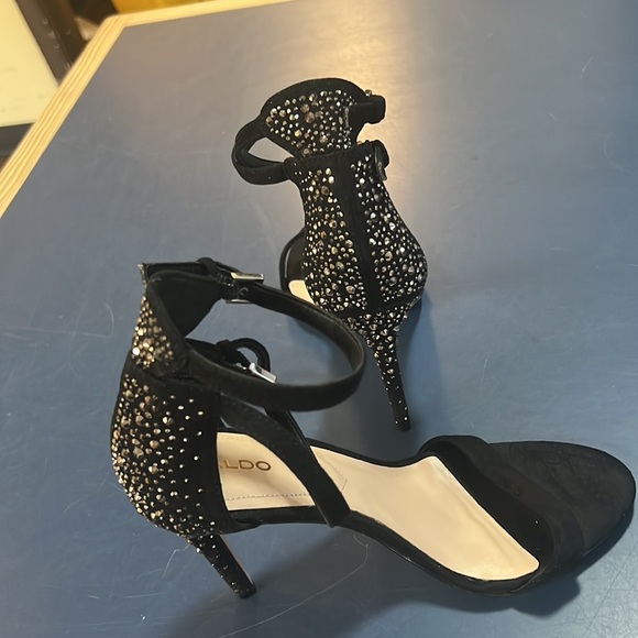 ALDO - Picture 5 of 8